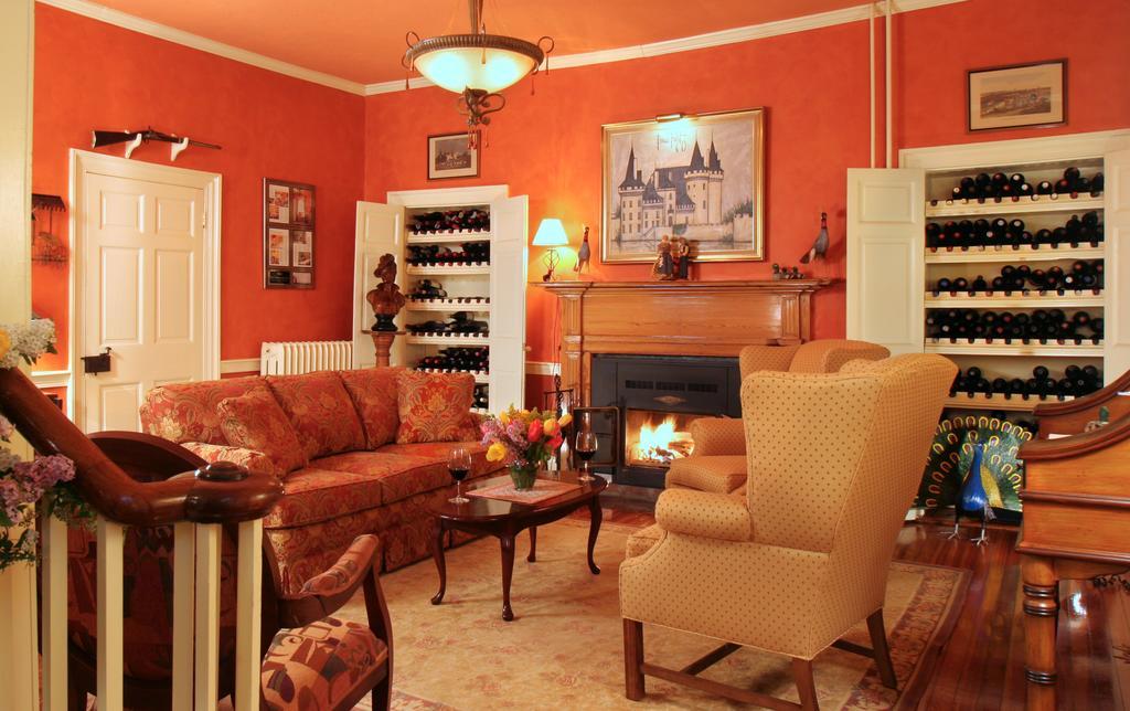 L'Auberge Provencale Inn & Restaurant Boyce المظهر الخارجي الصورة