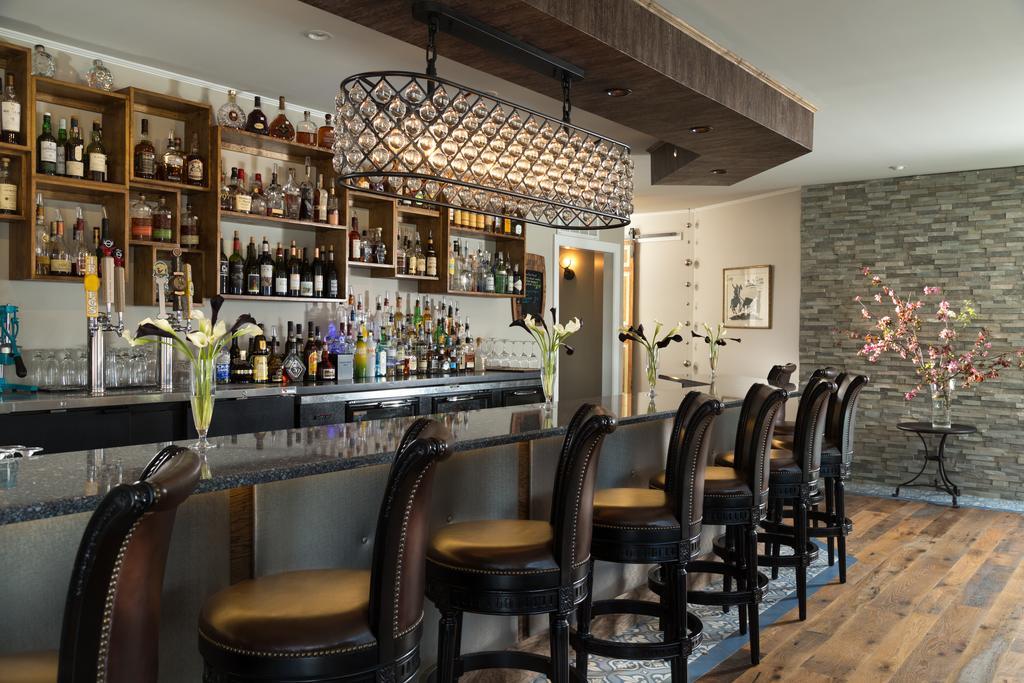 L'Auberge Provencale Inn & Restaurant Boyce المظهر الخارجي الصورة