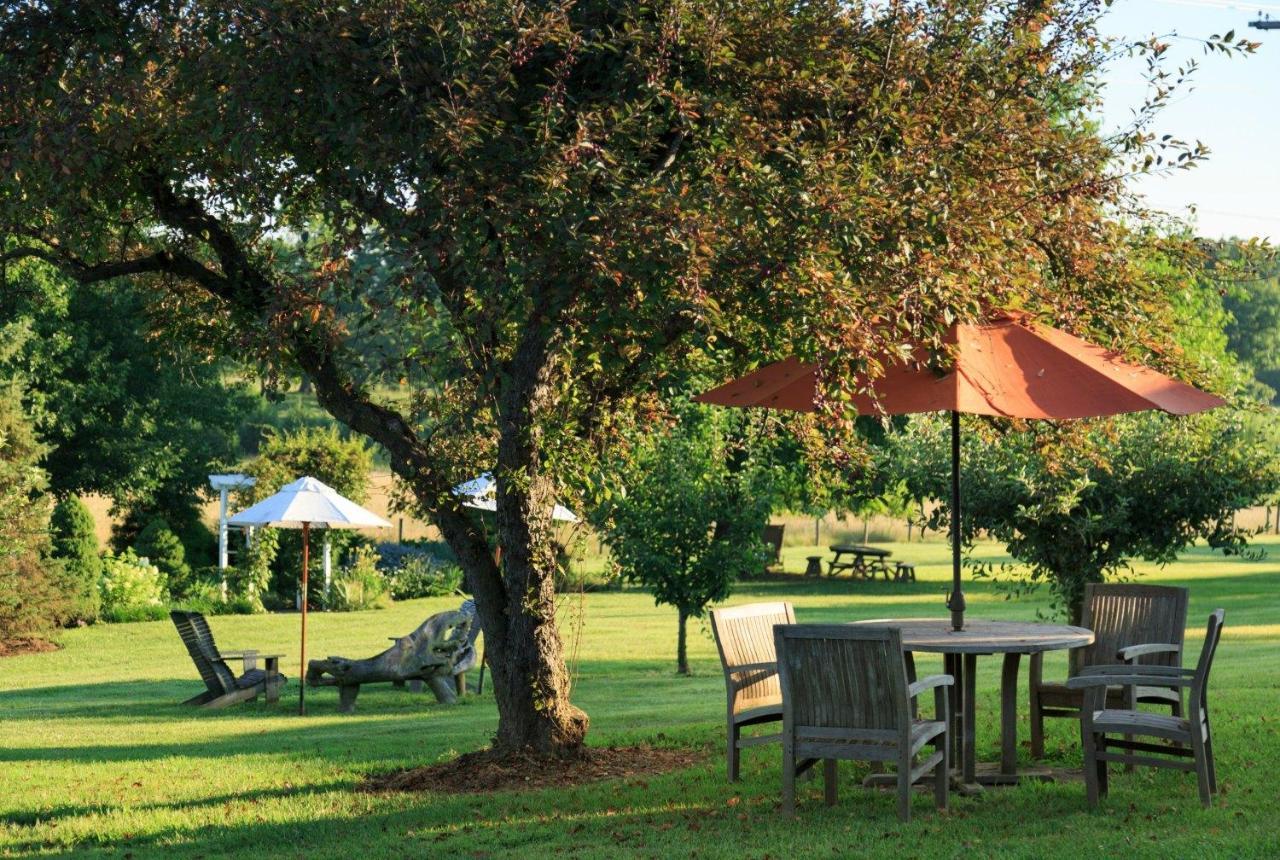 L'Auberge Provencale Inn & Restaurant Boyce المظهر الخارجي الصورة